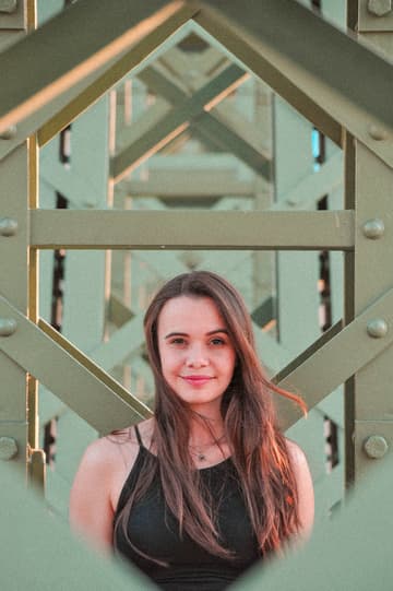 Meet Malu, inspiring Brazilian content creator in Budapest