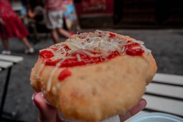 Napoli, um grande cortiço para amar ou odiar