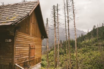 Traditional wooden houses during the summer | Polish Mountains