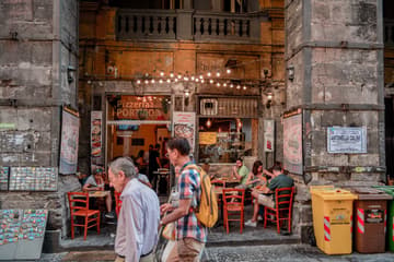 Napoli, um grande cortiço para amar ou odiar
