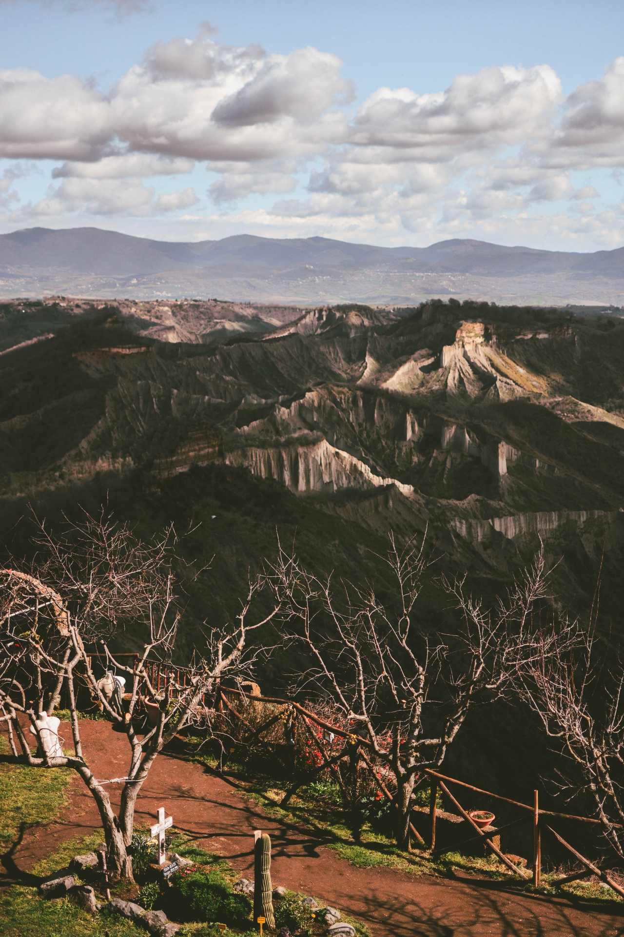 Civita di Bagnoregio - the dying city of Italy