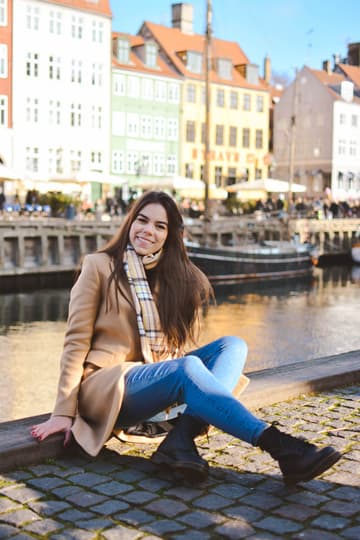Vintage photography vibes with Anna in Copenhagen