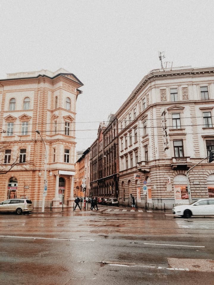 Click da rua onde eu moro, no distrito VIII. (Edição VSCO)