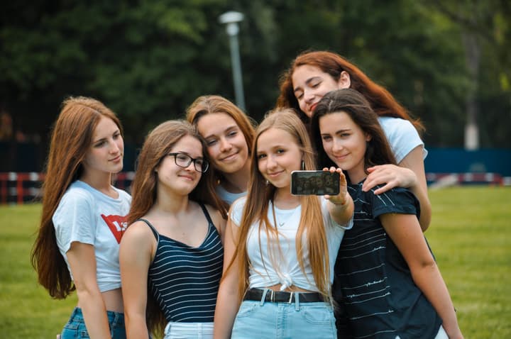 School Photoshoot in Városliget, Budapest