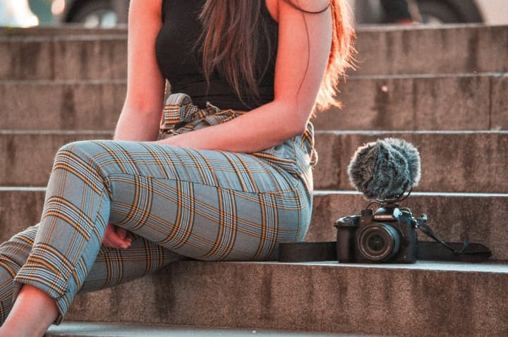 Meet Malu, inspiring Brazilian content creator in Budapest