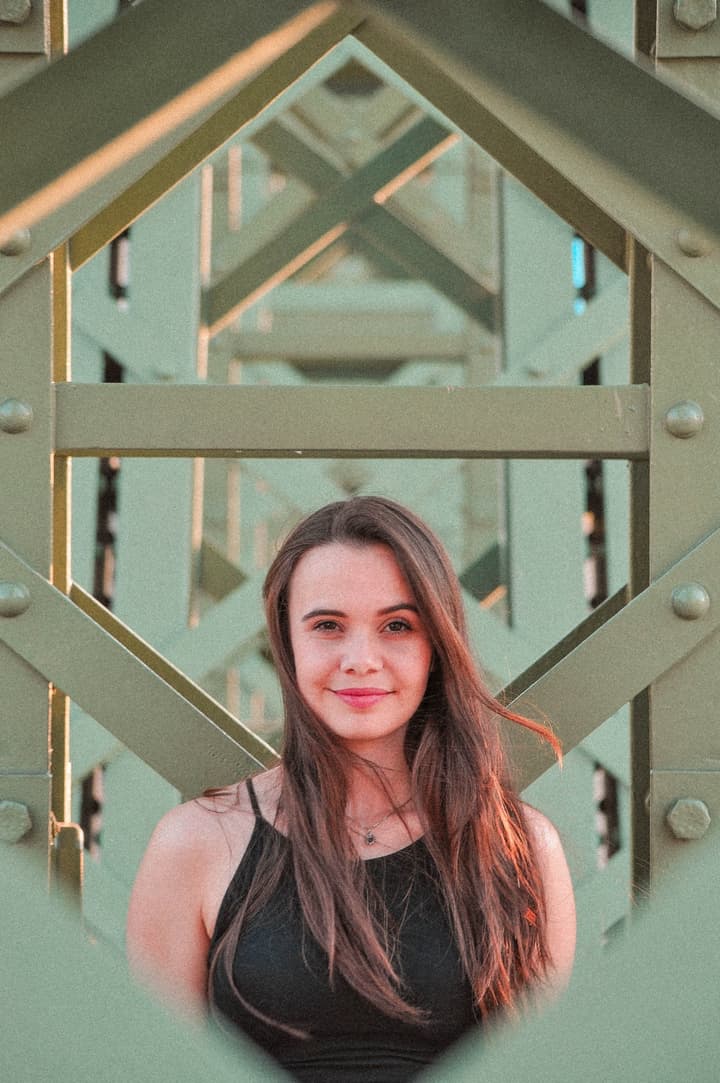 Meet Malu, inspiring Brazilian content creator in Budapest