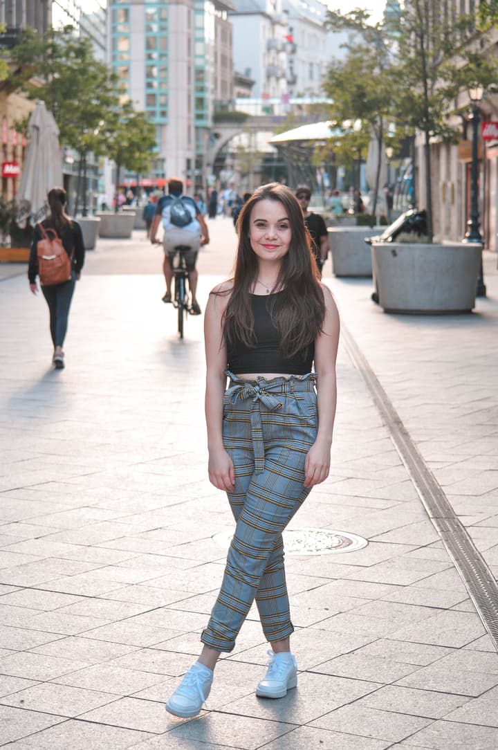 Meet Malu, inspiring Brazilian content creator in Budapest
