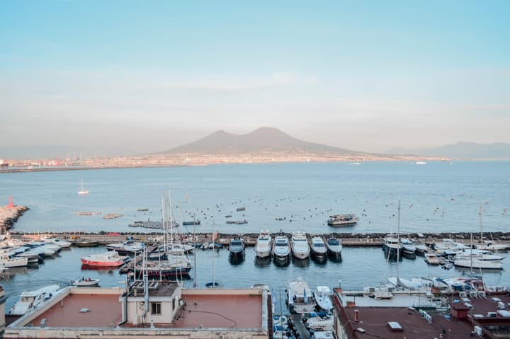 Napoli, terra da amiga genial