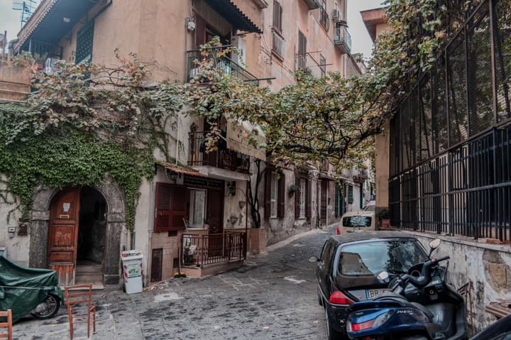 Napoli, terra da amiga genial