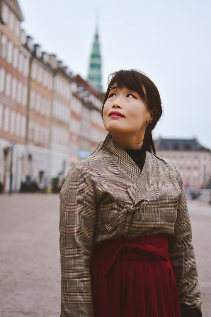 Korean beauty with Siân, a solo traveler